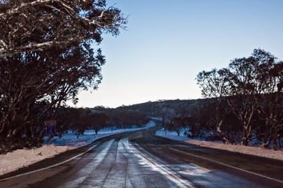 puppytalesphotography road over mount hotham 2 feature