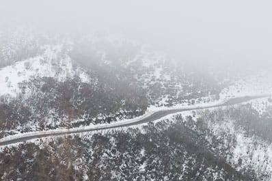 puppytalesphotography road over mount hotham feature